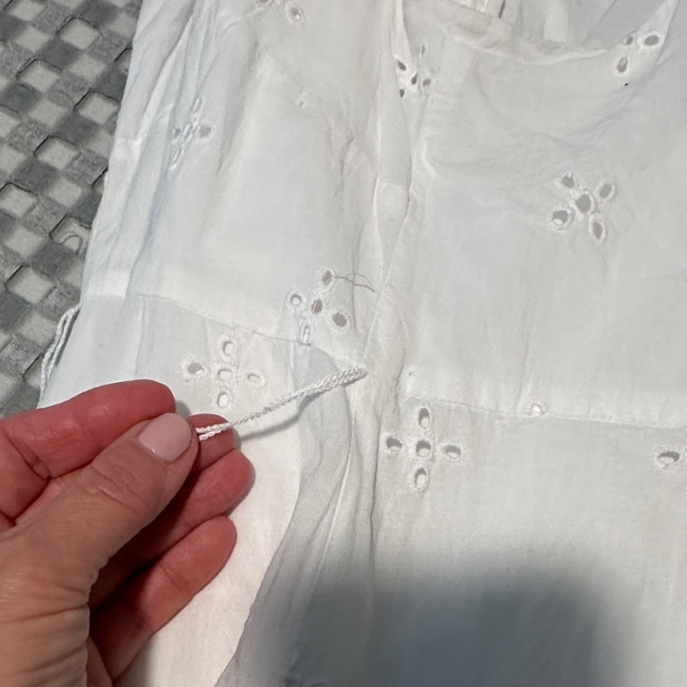 A Pea in the Pod White Eyelet Maxi Dress - Picture 10 of 10